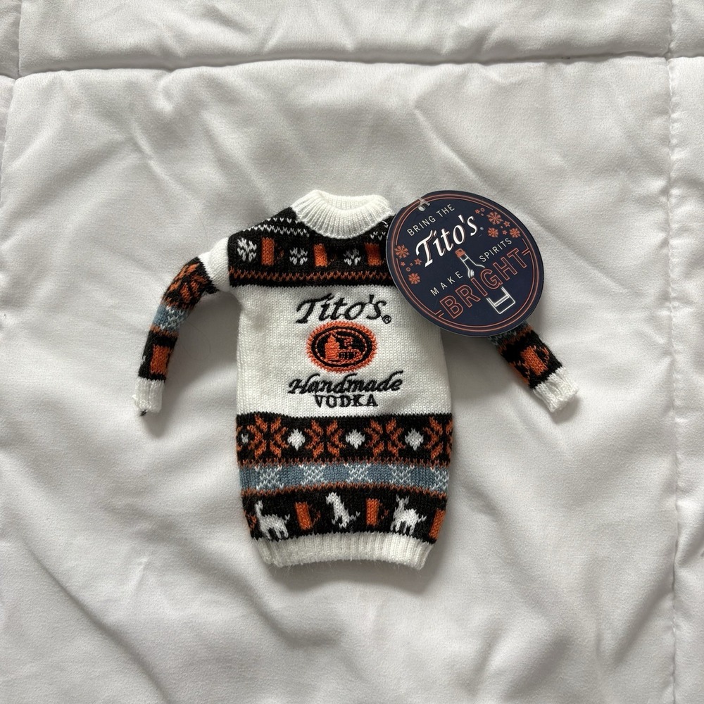 NWT Tito's Handmade Vodka Sweater Bottle Koozie Small Winter‎ Holiday Fair Isle